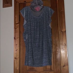 Women’s size 3X blouse